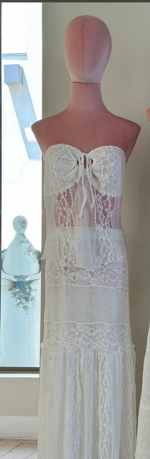 DAYLIGHT LONG LACE SKIRT